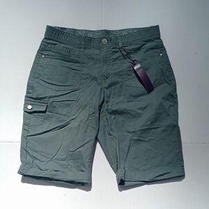 NWT Gloria Vanderbilt Olive Jude Rolled Cuff Shorts Bermudas Utility Travel Sz 6